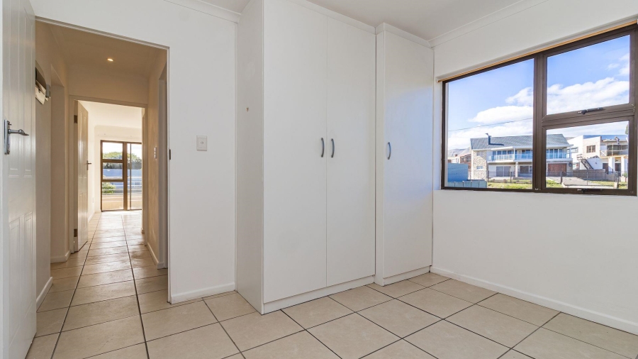 2 Bedroom Property for Sale in De Kelders Western Cape
